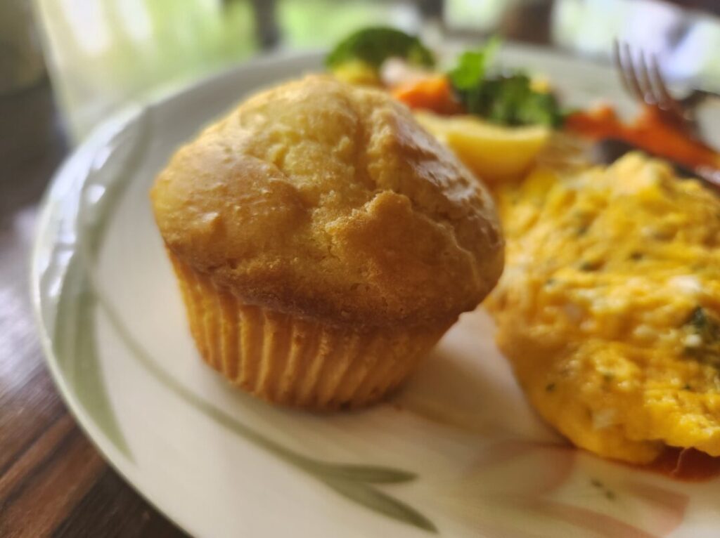 ガルニのオムレツ温野菜添え