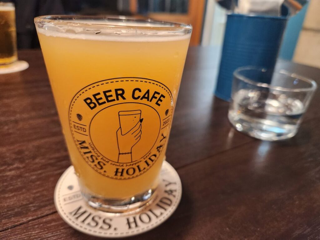 BEER CAFE MISS.HOLIDAY（ミスホリデー）