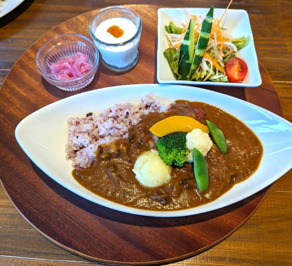 CAFE VARIE(カフェ バリエ)のカレープレート